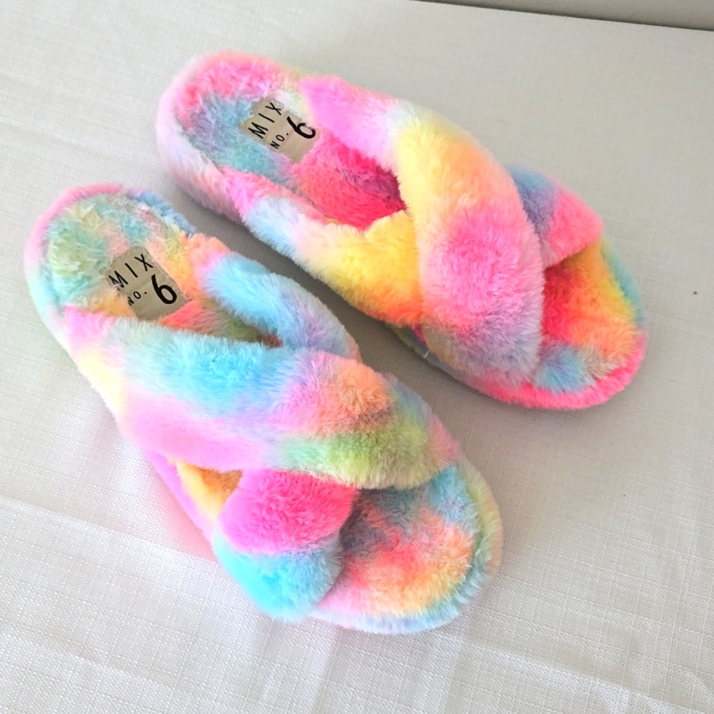 Mix NO. 6 Colorful Fuzzy Slippers